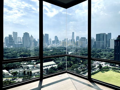 ขายคอนโด : Muniq Langsuan 2 bedrooms, for sale