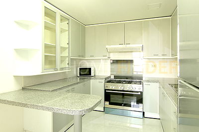เช่าคอนโด เทสโก้โลตัส พัฒนาการ : Four Wings Mansion 3 bedrooms, for rent