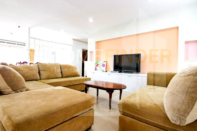 คอนโดให้เช่า : Fifty Fifth Tower 3 bedrooms, for rent