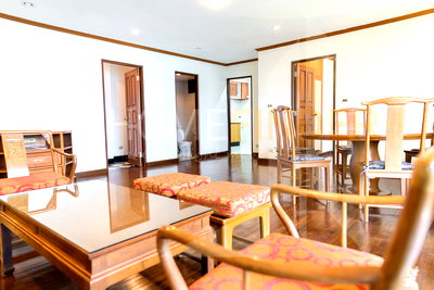 คอนโดให้เช่า : Le Premier 2 3 bedrooms, for rent