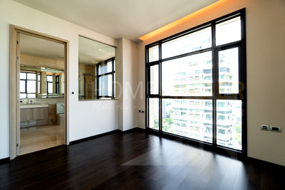 Condos for sale Sukumvit 39 : The XXXIX by Sansiri 3 bedrooms, for sale