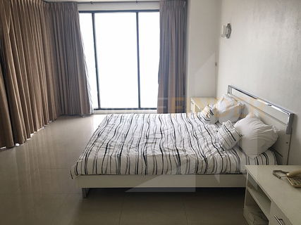 รูปภาพ Las Colinas 3 bedrooms, for rent