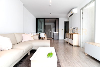 Condos for rent : RHYTHM Ekkamai 2 bedrooms, for rent