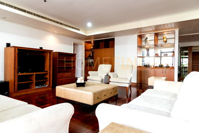 Condos for rent Nana Nuea Pier : Kallista Mansion 3 bedrooms, for rent