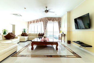 คอนโดให้เช่า : Baan Sathorn Chaopraya 3 bedrooms, for rent