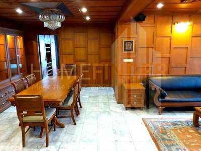 Condos for rent : Si Phraya River View 3 bedrooms, for rent