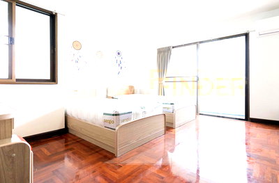 Condos for rent : Baan Suanpetch 2 bedrooms, for rent