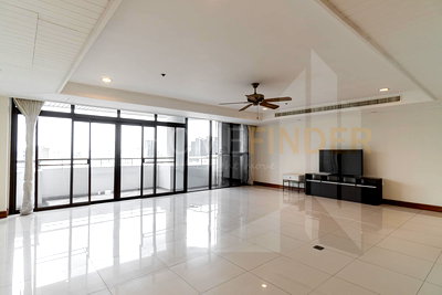 Condos for rent Nana Nuea Pier : Kallista Mansion 3 bedrooms, for rent