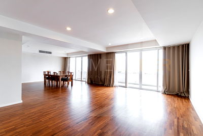 เช่าคอนโด BTS เอกมัย : La Cascade 4 bedrooms, for rent