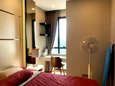 คอนโดให้เช่า :  ให้เช่า  Ashton Chula - Silom ห้องสวย ราคาดี สอบถามเพิ่มเติมได้ที่ LINE @condorental !!