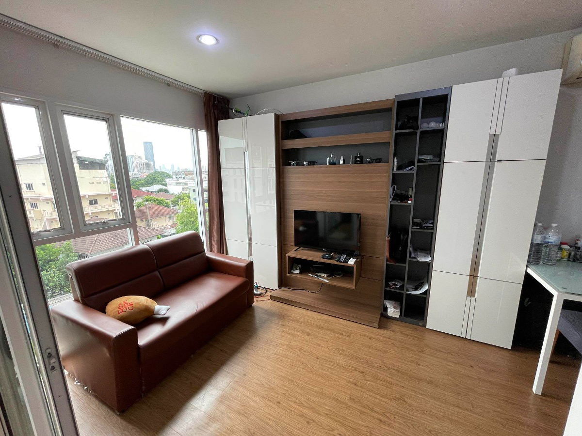 picture OMG2495  < Available 1-Sep-25 > Bright 1 Bedroom / BTS Krung Thon Buri / [ Tourmaline Gold ] - 7/10