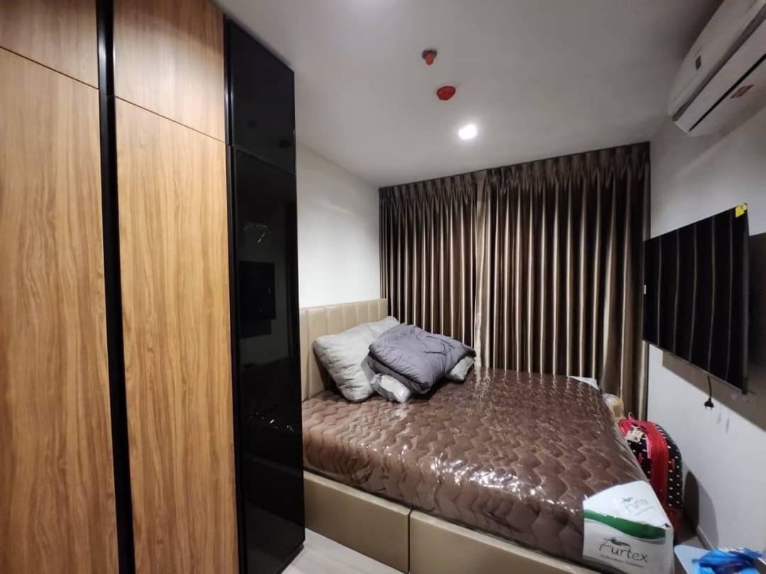 picture Life Sathorn Sierra Full Furnitured and electrical - 1/10