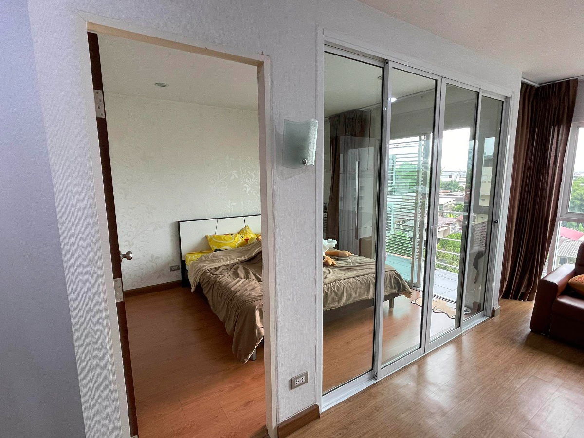 picture OMG2495  < Available 1-Sep-25 > Bright 1 Bedroom / BTS Krung Thon Buri / [ Tourmaline Gold ] - 2/10