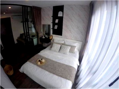 Condos for rent BTS On Nut : The Base Park West  1B1B LineID : @Rizzestate