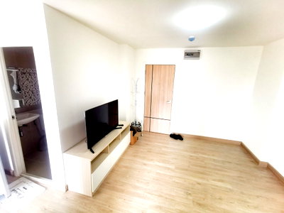 Condos for rent : Condominium for rent, cheap price 6500 per month with electrical appliances, TV, refrigerator, microwave, air conditioner, fan, etc.
