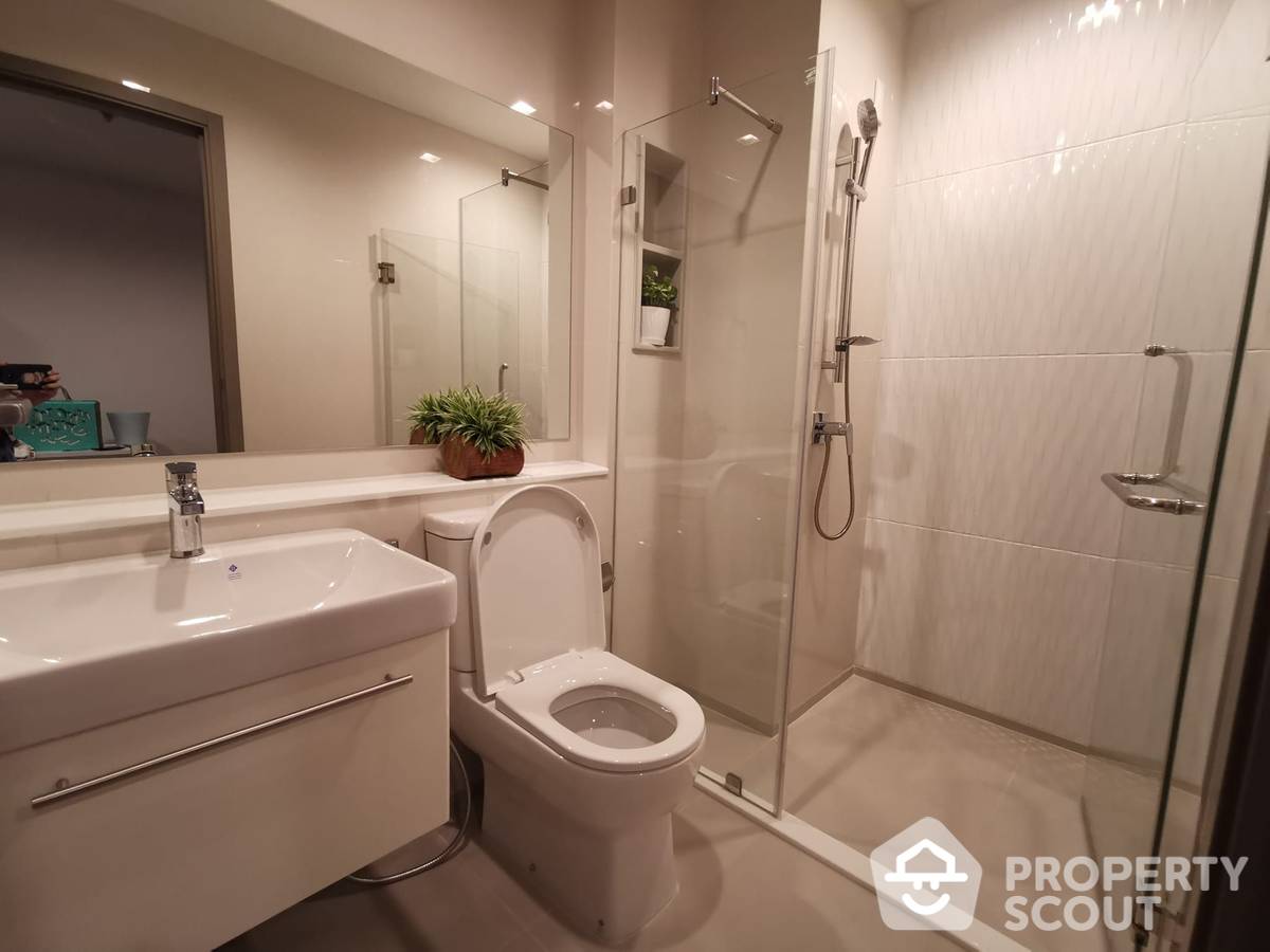 picture Novel Studio Condo at Life Asoke Hype near BTS Nana (ID 816451) - 19/25