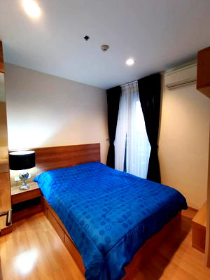 Condos for sale Phaya Thai : Condo for sale Rhythm Phahol - Ari fully furnished.