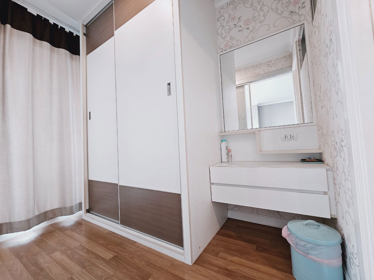 picture For rent Lumpini Place Rama 4-Kluaynamthai Ready to move in  [Line: @lifeland] - 10/18