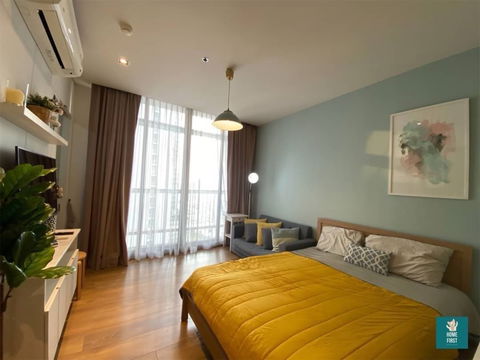 Park 24, fully furnished studio, 28 sq m, 18,000 baht.