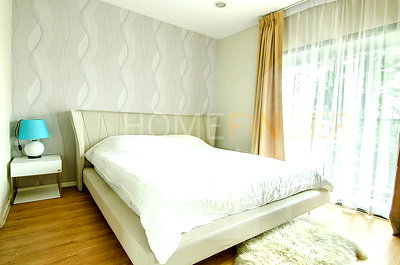 คอนโดให้เช่า : Renova Residence Chidlom 2 bedrooms, for rent