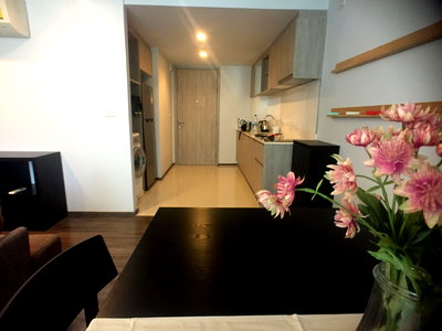 Condos for rent : The Vertical Aree 2 bedrooms, for rent