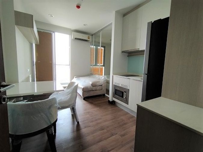 ✨✨ขายห้องพร้อมผู้เช่า!! คอนโด Chewathai Interchange 27 ตร.ม. ชั้น 23 ติดรถไฟฟ้า MRT เตาปูน✨✨