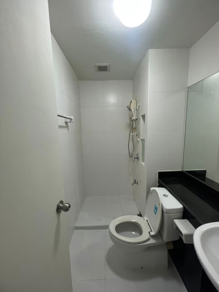 picture LINE @condorental for rent the room at The Parkland Ratchada - Thapra - 16/17