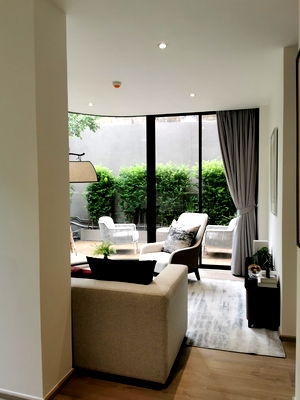ขายคอนโด : LTH9024RE – Condo in ASOKE FOR SALE 2 beds 2 baths size 60 Sq. M. near BTS Asoke station ONLY 12.8 MB