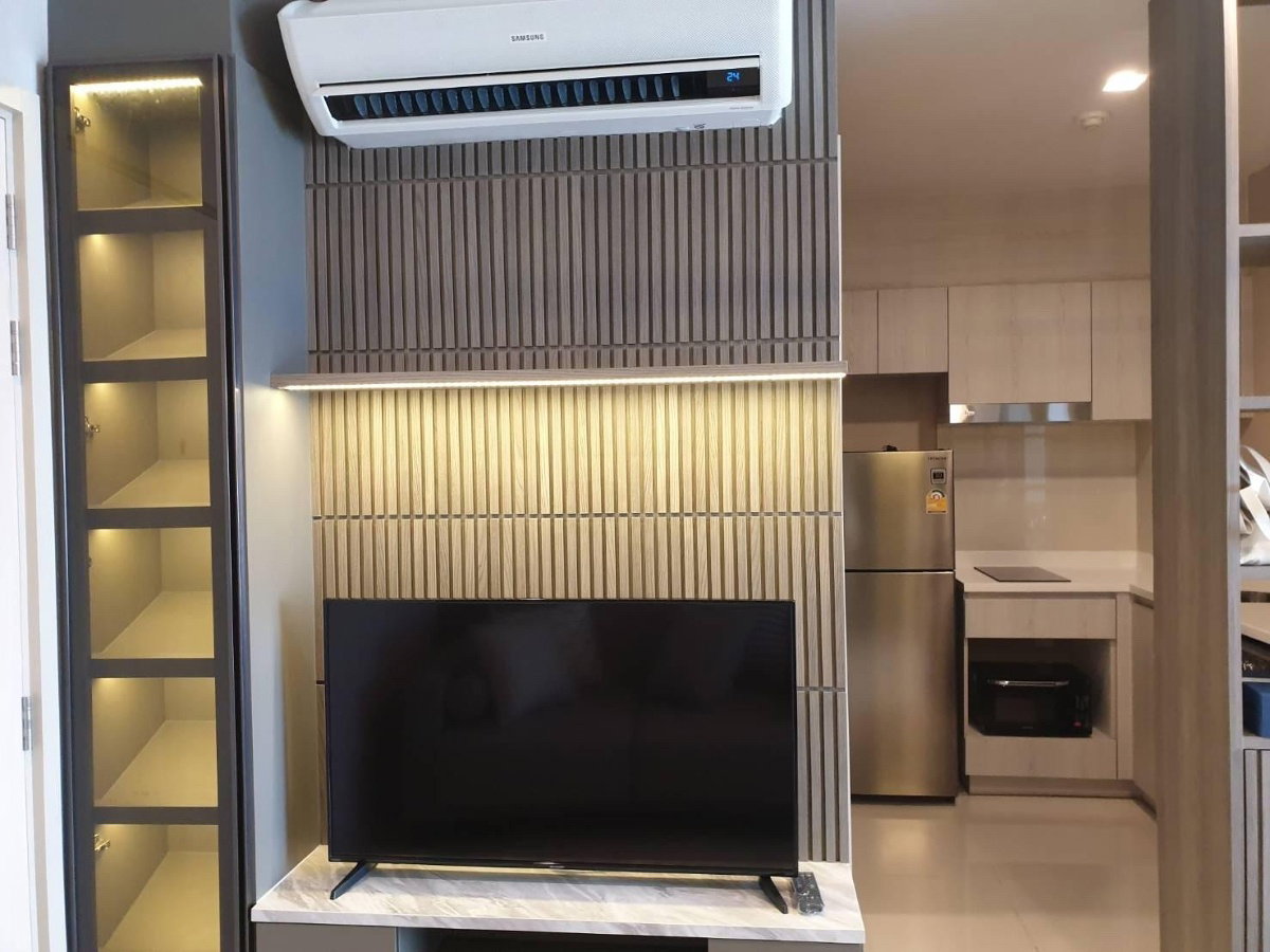 picture Life One Wireless Condo for rent BTS Phloen Chit, Lumpini US Embassy Bangkok - 2/10