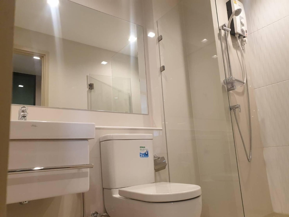 picture Life One Wireless Condo for rent BTS Phloen Chit, Lumpini US Embassy Bangkok - 10/10