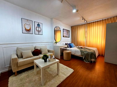 Condos for sale : sss402 Condo for sale, Lumpini Condo Town Romklao - Suvarnabhumi