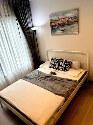 Condos for rent Airport Link Makkasan :  G7617❤️中国客户，请加微信。(在联系方式的旁边)For rent Life Asoke Hype Line ❤️💜@condopremium💜❤️Ready to move in ⬛🟨 📞 065 695 3645🟨⬛