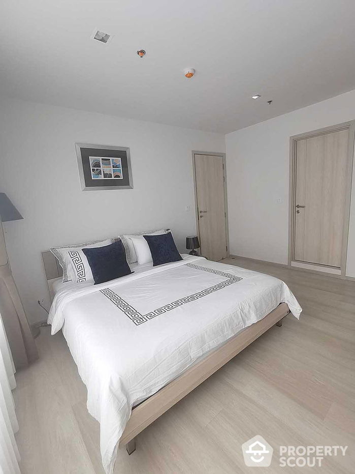 picture 2-BR Condo at Life One Wireless near BTS Phloen Chit (ID 889880) - 3/13