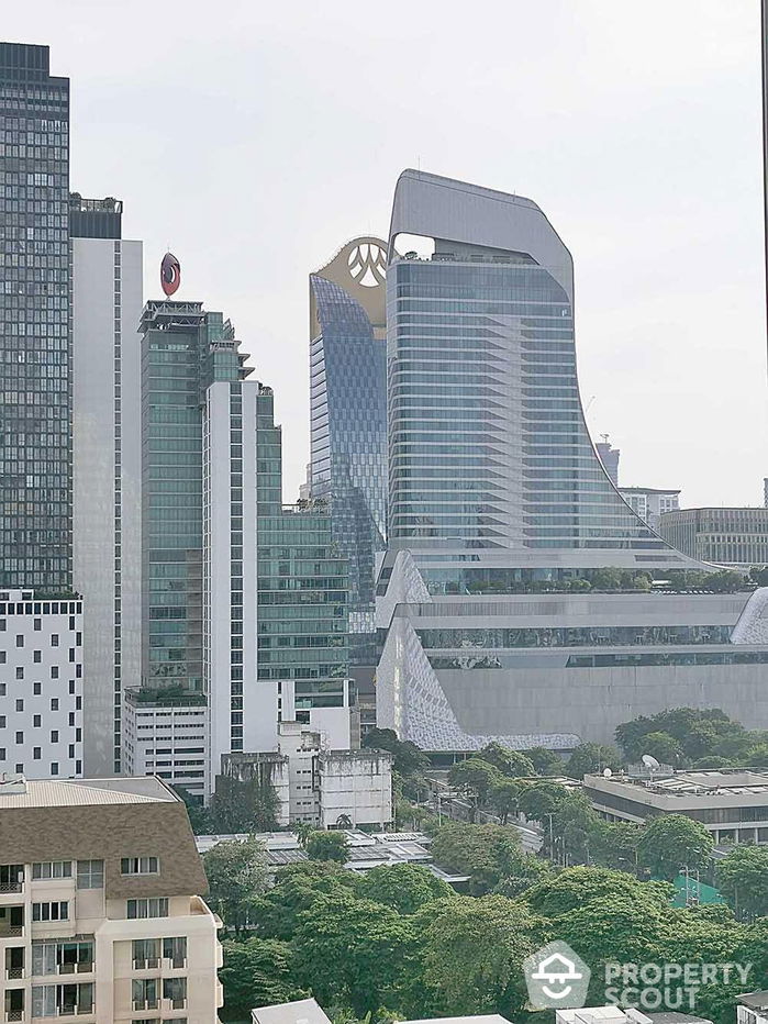 picture 2-BR Condo at Life One Wireless near BTS Phloen Chit (ID 889880) - 8/13