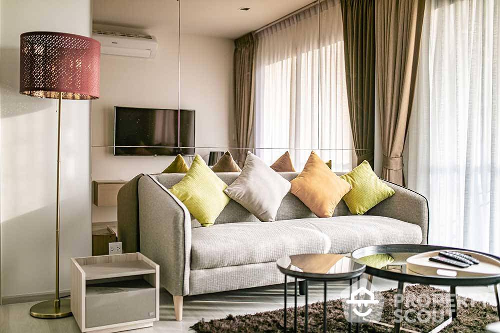 picture 2-BR Condo at Life One Wireless near BTS Phloen Chit (ID 889880) - 12/13