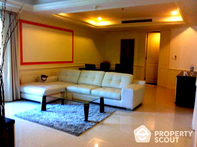 Condos for rent BTS Thong Lo (Thong Lor) : 3-BR Condo at La Vie En Rose Place Condominium near BTS Thong Lor (ID 513262)