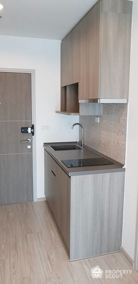 picture 1-BR Condo at Ideo Mobi Grand Interchange Bangsue near MRT Tao Poon (ID 825530) - 9/13