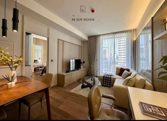 ว่างพร้อมอยู่! Muniq Langsuan. 1นอน 57ตร.ม. Line id: @pfagent