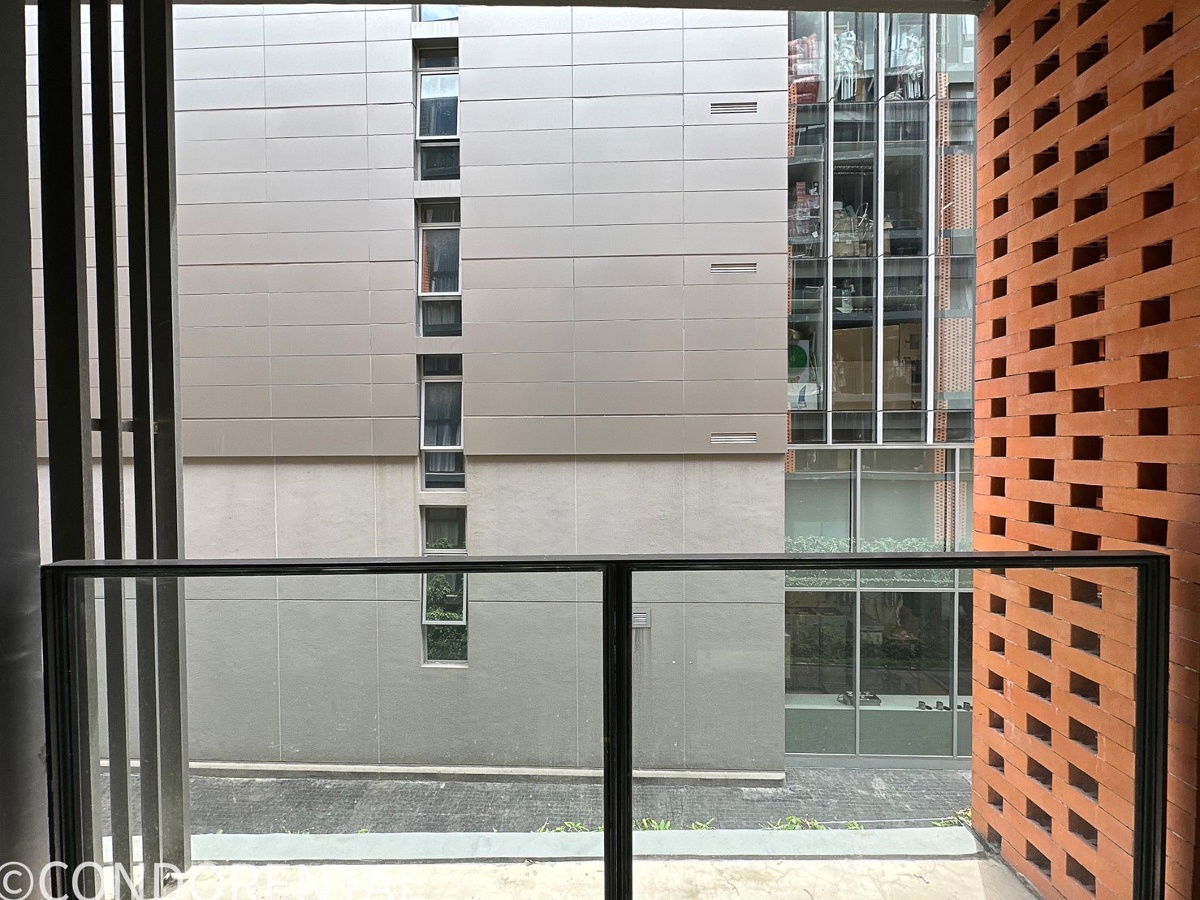 picture LINE @condorental for rent the room at QUINTARA TREEHAUS SUKHUMVIT42 - 13/14
