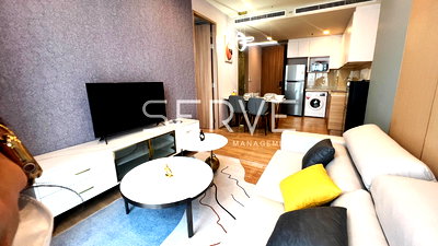 คอนโดให้เช่า : 🔥1 นอน ห้องกว้างๆ อยู่สบายๆ บนทำเลดีๆ คอนโดใหม่ ใกล้ BTS พร้อมพงษ์ และ ห้างหรูเอ็มโพเรี่ยม ที่ Noble Around 33 / ให้เช่าคอนโด