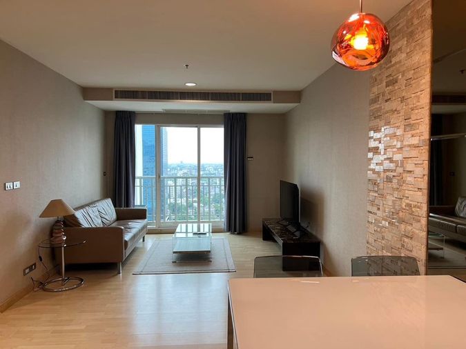 For rent, 59 Heritage, ready to move in (S05-3133).