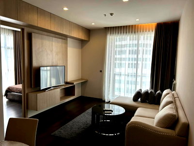 Condos for rent : The XXXIX, near Emquartier, very big 1 Bedroom, 55 sqm, on 20th floor for Rent at 58K baht/month, close to BTS Phrom Phong