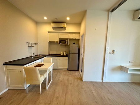 รูป ให้เช่า คอนโด | ชั้นบนสุด ห้องน่าอยู่ “S1 Condominium Rama 9” 33 ตร.ม. ใกล้ The Nine Center - รูปที่ 6/12