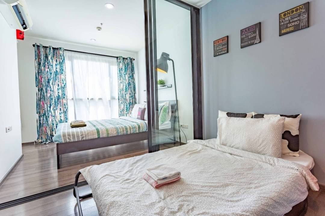 picture Discount to 11,000 per month The base park west size 27 sqm near BTS On Nut call 0825425536 bed - 5/6
