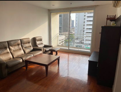 House for sale Siri Silom, beautiful, cheap, ready to move in, in the heart of the city, near Bangkok Christian School Interested at Line@841qqlnr
