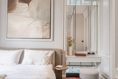 Sell Khun By Yoo beautiful room, luxurious, great decoration, near BTS Thonglor, interested, contact Line @841qqlnr