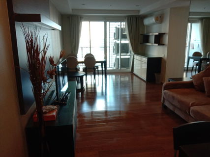 ขายทำเลทองราคาถูก 15 สุขุมวิทเรสซิเดนเซสกว้างขวาง 2 ห้องนอนใกล้สถานีรถไฟฟ้านานา