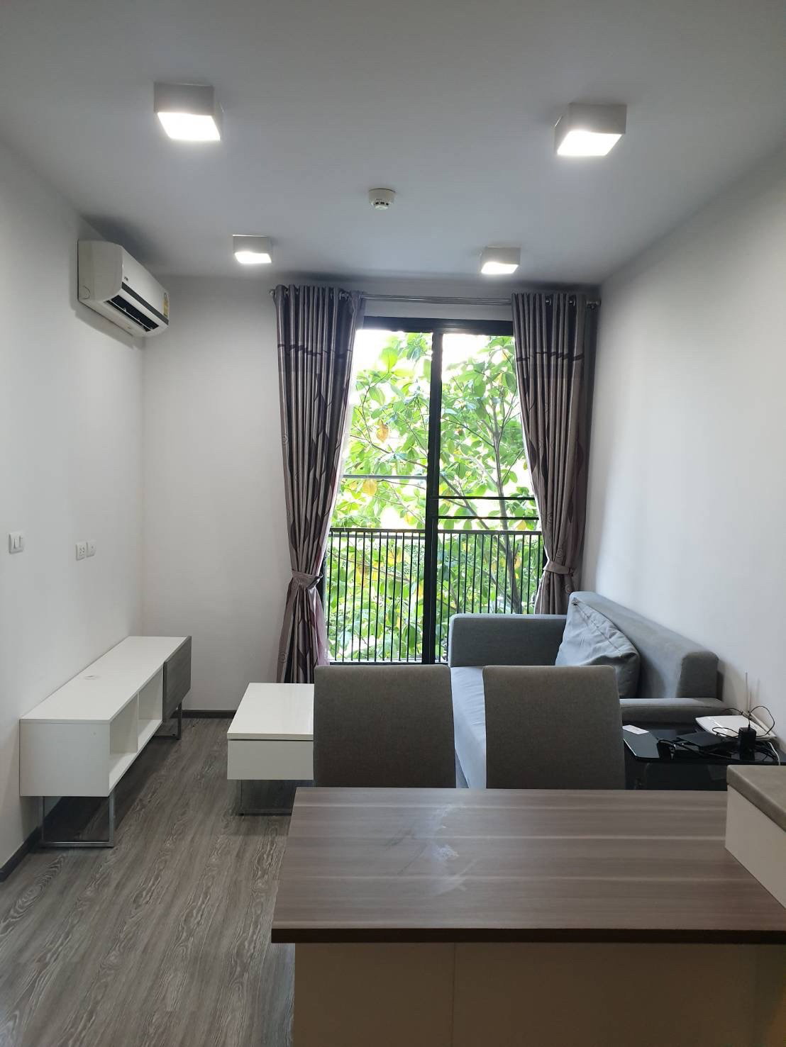 คอนโด Zelle รัตนาธิเบศร์  ห้องว่างพร้อมอยู่ #Fu773/ Line : @forucondo
