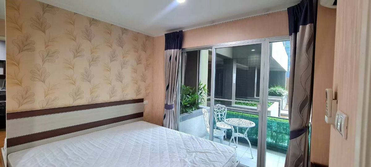 picture Room for rent Lumpini Place Srinakarin - Huamark Station - 10/18