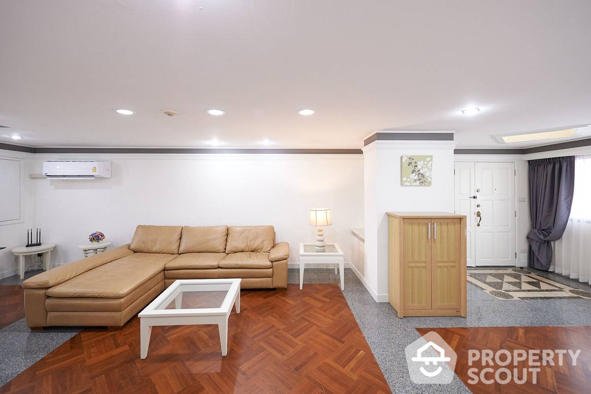 รูป คอนโด 2-ห้องนอน ที่ ยูไนเต็ด ทาวเวอร์ ใกล้ BTS ทองหล่อ (ID 1252247) - รูปที่ 1/14